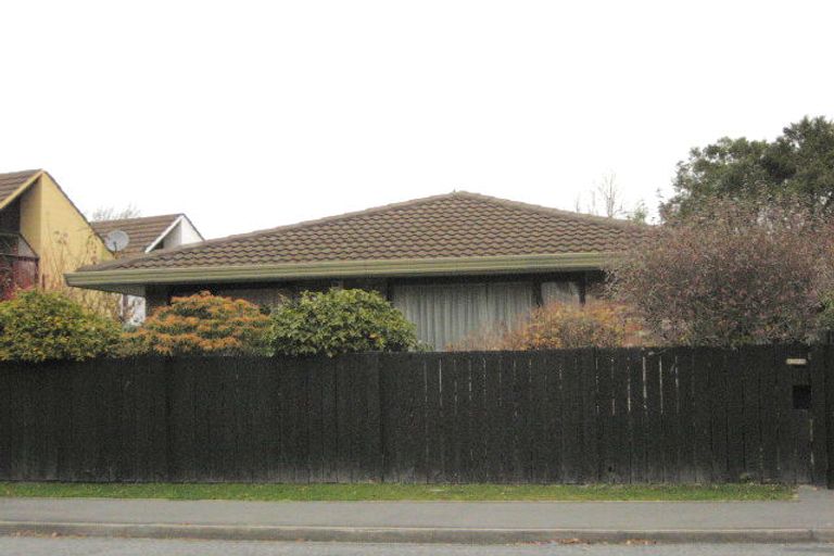 Photo of property in 2/30 Ranfurly Street, St Albans, Christchurch, 8014