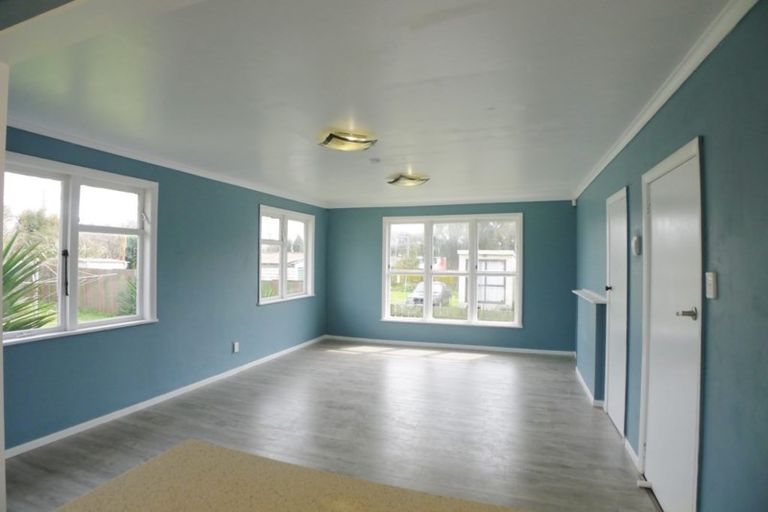 Photo of property in 88 Swaffield Road, Papatoetoe, Auckland, 2025