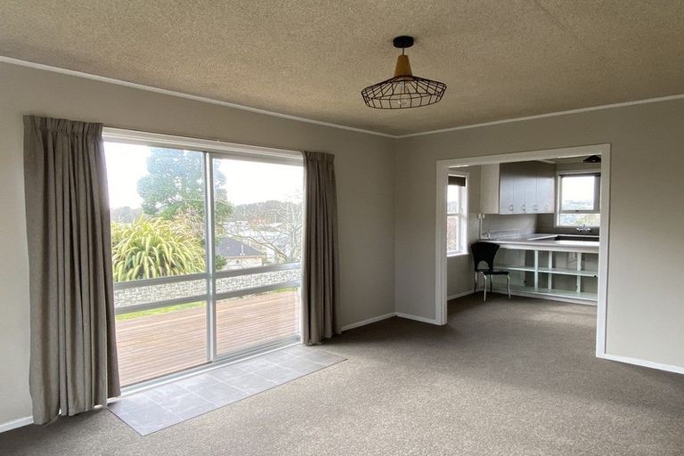 Photo of property in 6 Hughson Street, Waitara, 4320
