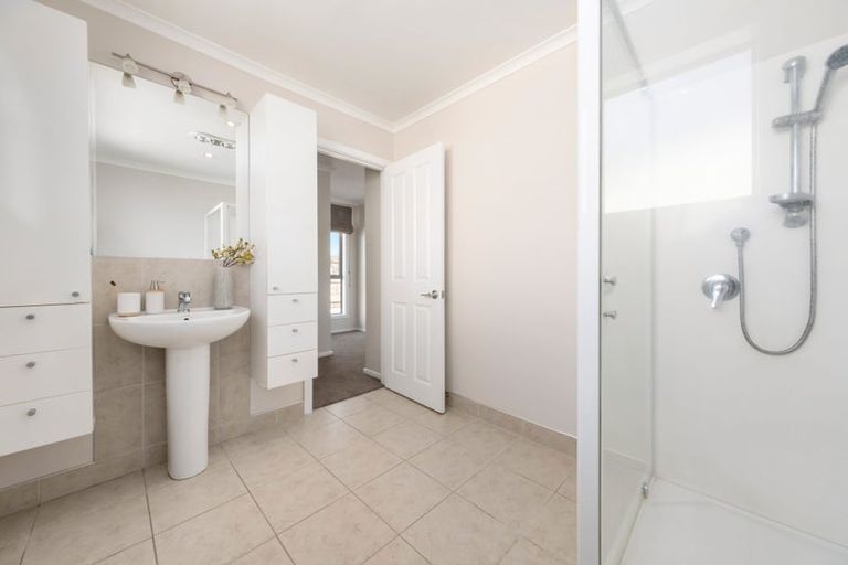 Photo of property in 39 Inwoods Road, Parklands, Christchurch, 8083