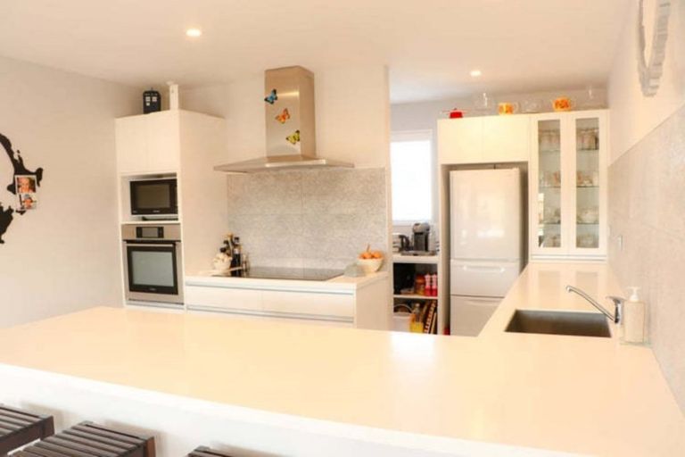 Photo of property in 5 Denton Street, Amberley, 7410