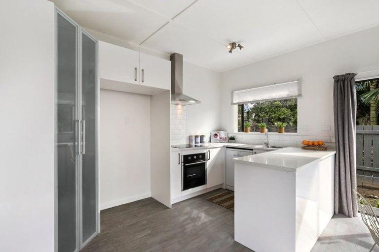 Photo of property in 3a Earlsworth Road, Mangere East, Auckland, 2024