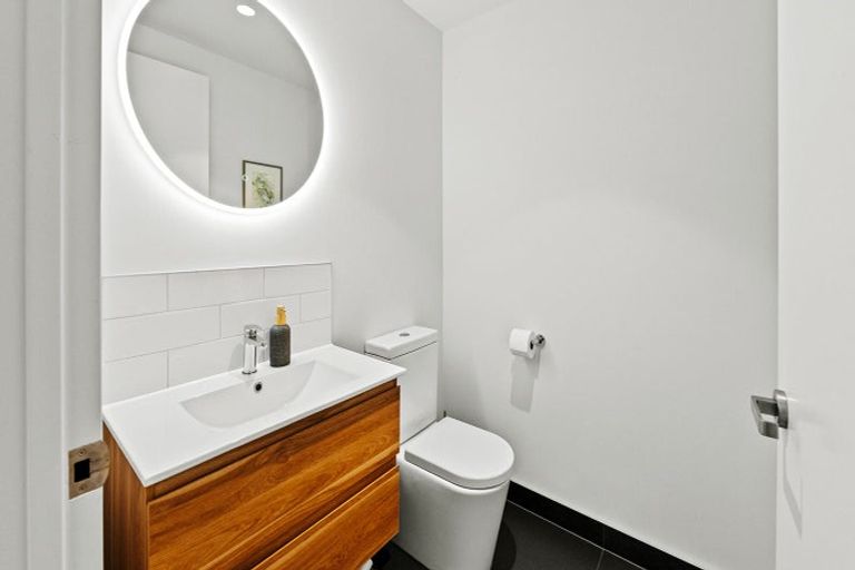 Photo of property in 10/243 Cambridge Terrace, Christchurch Central, Christchurch, 8013