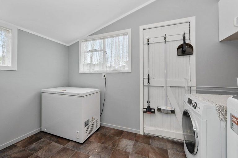 Photo of property in 42 Hendon Road, Fairview Downs, Hamilton, 3214