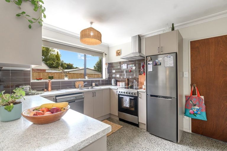 Photo of property in 15a Burrows Street, Tauranga South, Tauranga, 3112