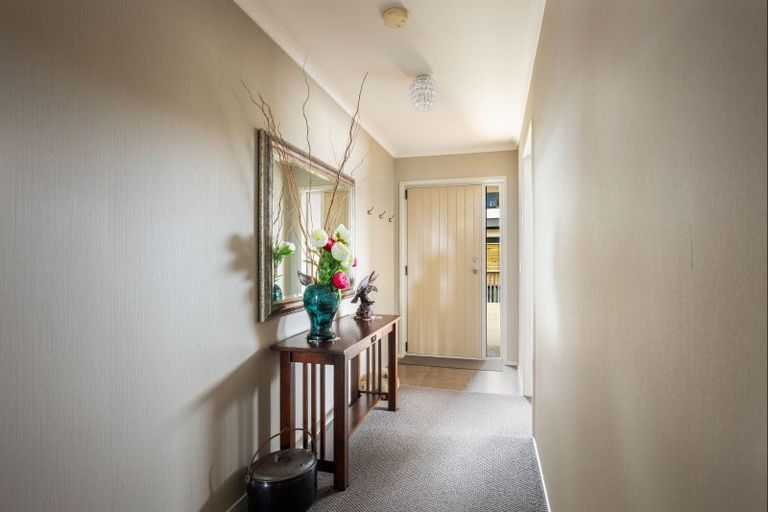 Photo of property in 11f Lemont Place, Westown, New Plymouth, 4310