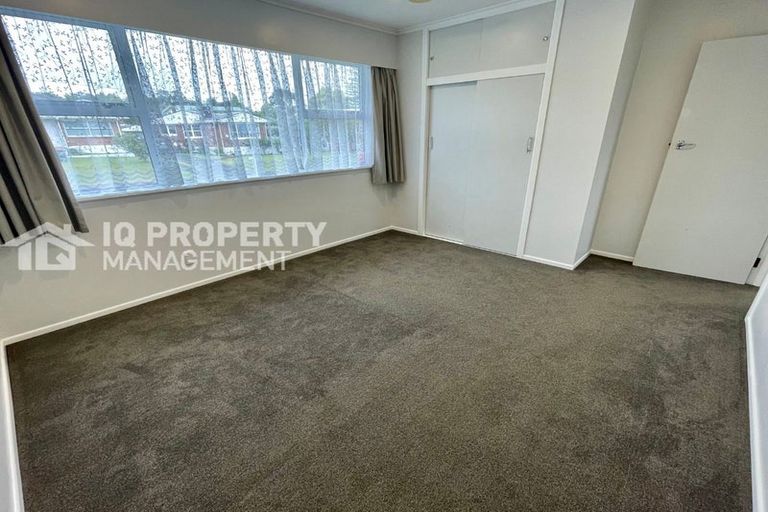 Photo of property in 15a Collie Street, Hillpark, Auckland, 2102