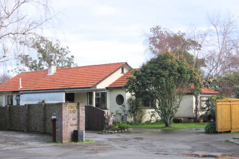 Photo of property in 25 Jensen Street, Hokowhitu, Palmerston North, 4410