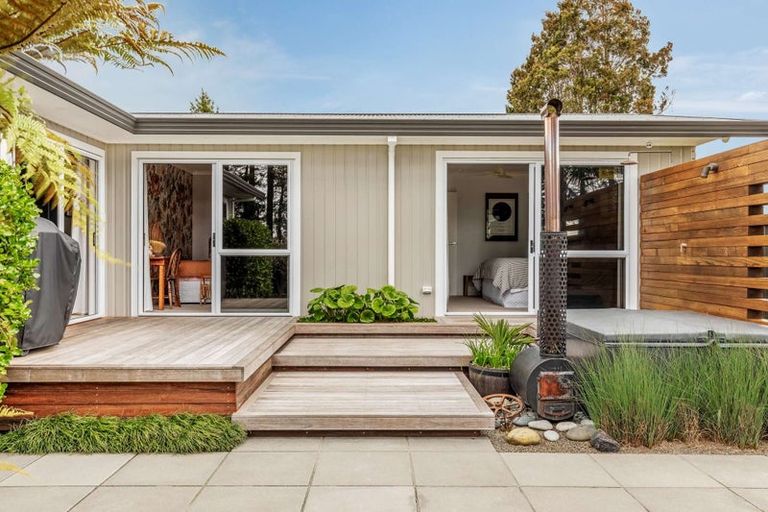 Photo of property in 22 Matipo Place, Edgecumbe, 3120