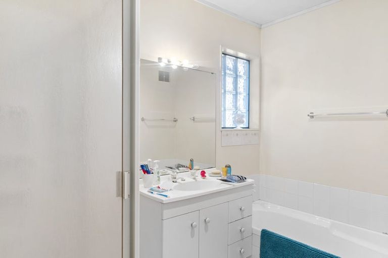 Photo of property in 279a Cambridge Road, Hillcrest, Hamilton, 3216