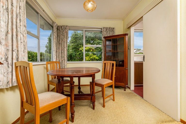 Photo of property in 6 Uppingham Crescent, Hillcrest, Auckland, 0627