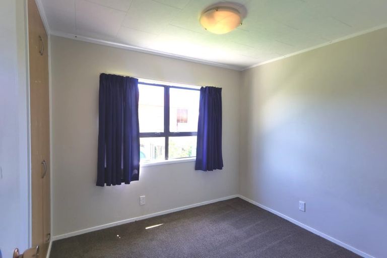 Photo of property in 94 Hutchinsons Road, Bucklands Beach, Auckland, 2014