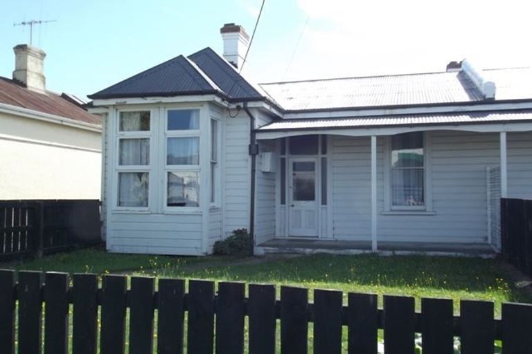 Photo of property in 92-98 High Street, Waimate, 7924