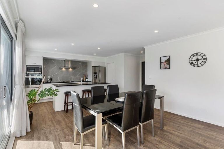 Photo of property in 77a Riverside Road, Orewa, 0931