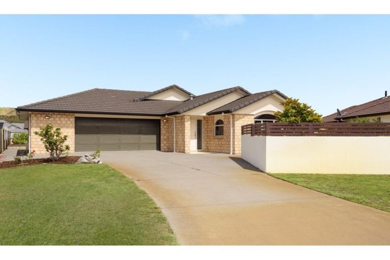 Photo of property in 19 Popata Close, Papamoa Beach, Papamoa, 3118