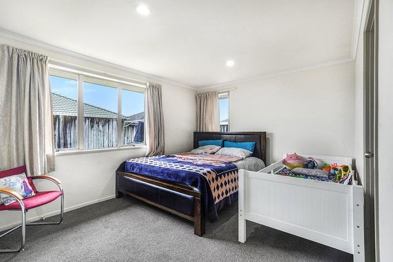 Photo of property in 30 Gardenia Close, Melville, Hamilton, 3206