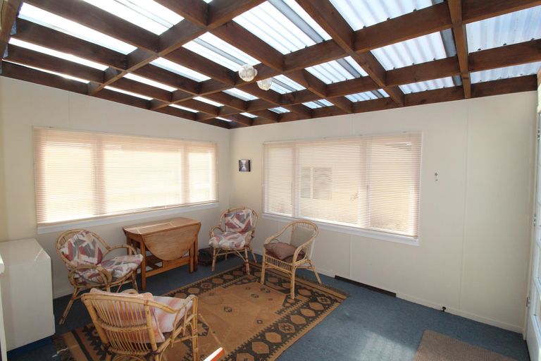 Photo of property in 19 Helena Street, Lumsden, 9730