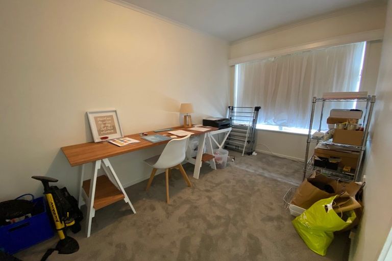 Photo of property in 2/221 Hurstmere Road, Takapuna, Auckland, 0622