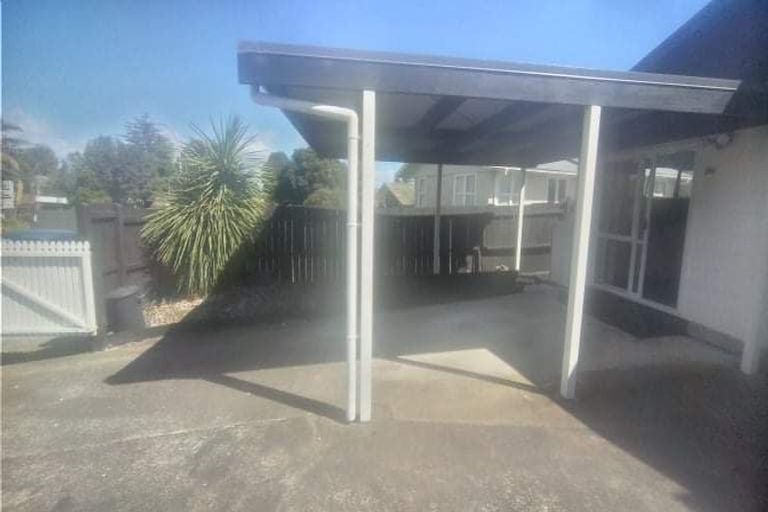 Photo of property in 39 Burbank Avenue, Manurewa, Auckland, 2102