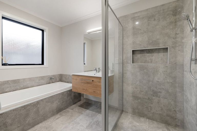 Photo of property in 35 Wairua Avenue, Baverstock, Hamilton, 3200