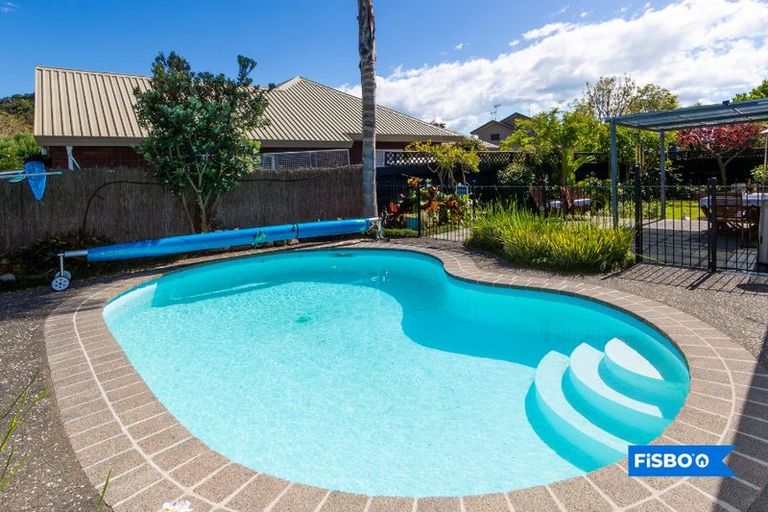 Photo of property in 66 Hetley Crescent, Taradale, Napier, 4112