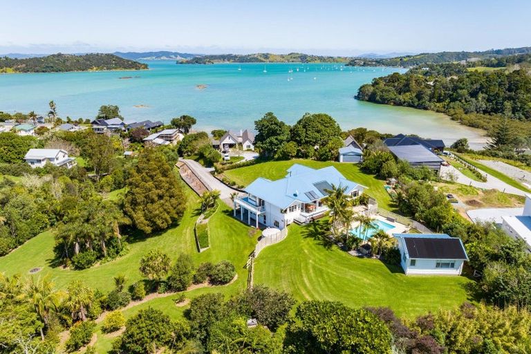 Photo of property in 92 Ritchie Road, Parua Bay, Whangarei, 0174