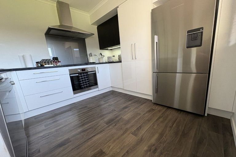 Photo of property in 24 John Raven Lane, Woodend, 7610