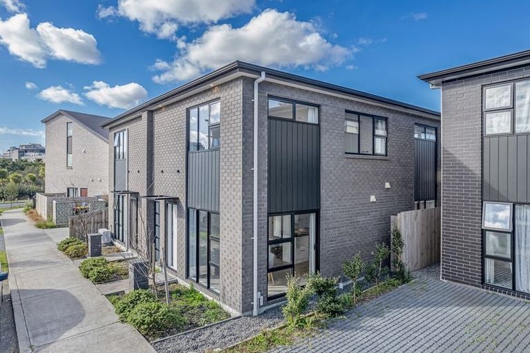 Photo of property in 11 Haroto Street, Manukau, Auckland, 2104