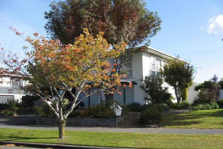 Photo of property in 18 Rutherglen Avenue, Ilam, Christchurch, 8041