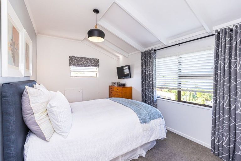 Photo of property in 5 Grey Street, College Estate, Whanganui, 4500