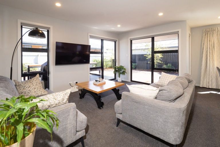 Photo of property in 93a Mcmurdo Street, Tinwald, Ashburton, 7700