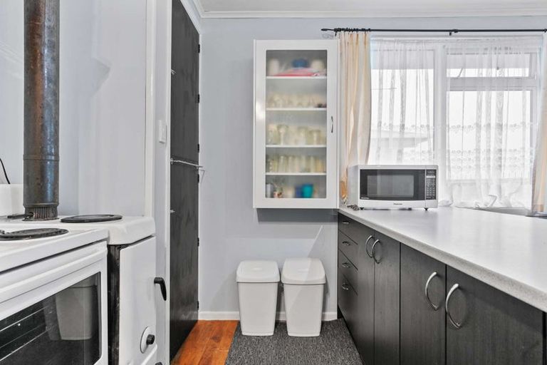 Photo of property in 48 College Road, Edgecumbe, 3120