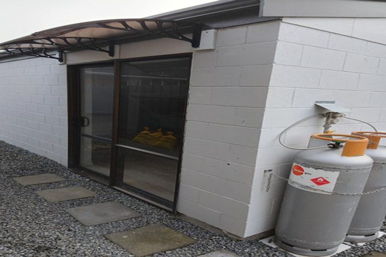 Photo of property in 12 Leverett Place, North New Brighton, Christchurch, 8083