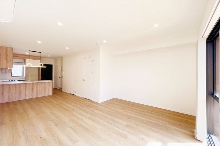 Photo of property in 1d Deering Place, Papatoetoe, Auckland, 2025