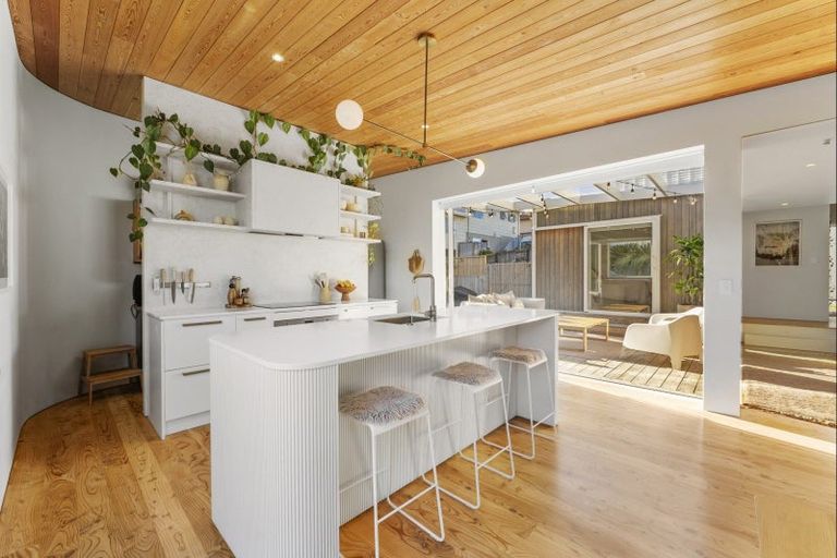 Photo of property in 249b Oceanbeach Road, Mount Maunganui, 3116