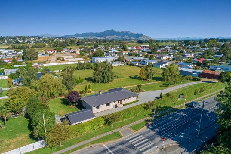 Photo of property in 10 Wentworth Street, East Gore, Gore, 9710