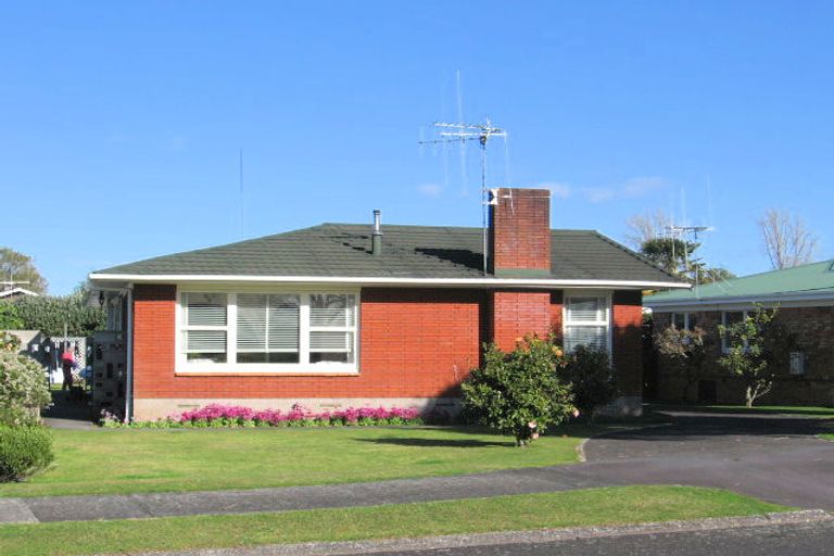 Photo of property in 16 Clements Crescent, Queenwood, Hamilton, 3210