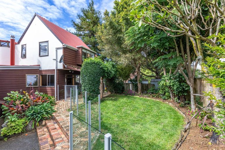 Photo of property in 60 Marywil Crescent, Hillcrest, Auckland, 0627