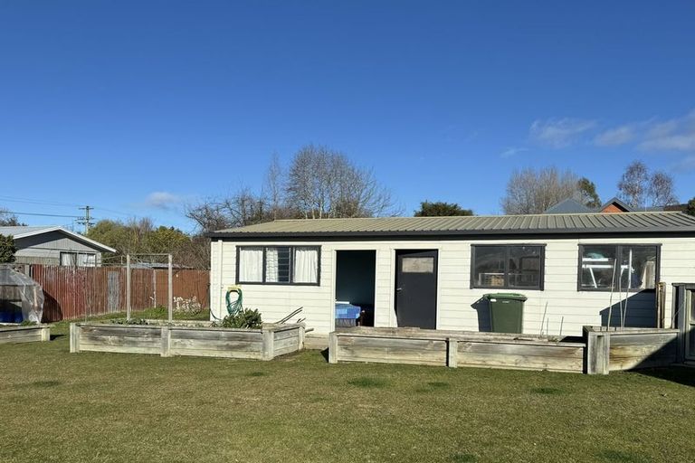 Photo of property in 25 Smith Street, Waimate, 7924