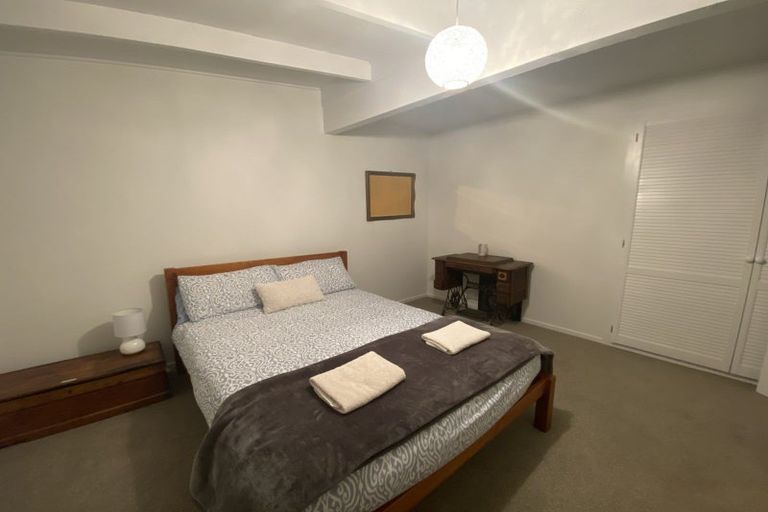 Photo of property in 13a Heuchan Lane, Wanaka, 9305