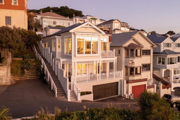 Photo of property in 48 Mcfarlane Street, Mount Victoria, Wellington, 6011