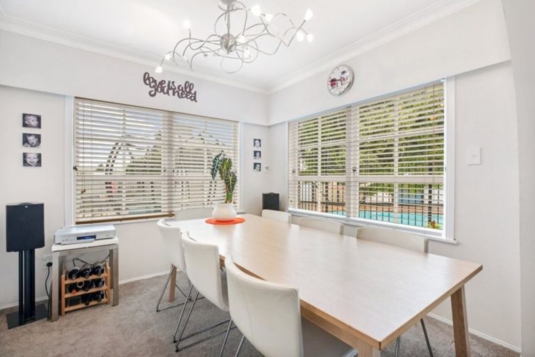 Photo of property in 7 Coulthard Terrace, Opaheke, Papakura, 2113