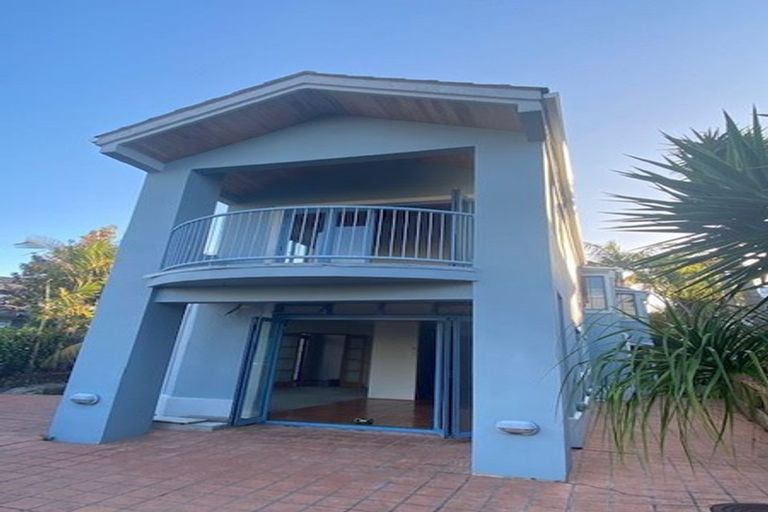 Photo of property in 1/83 East Coast Road, Castor Bay, Auckland, 0620