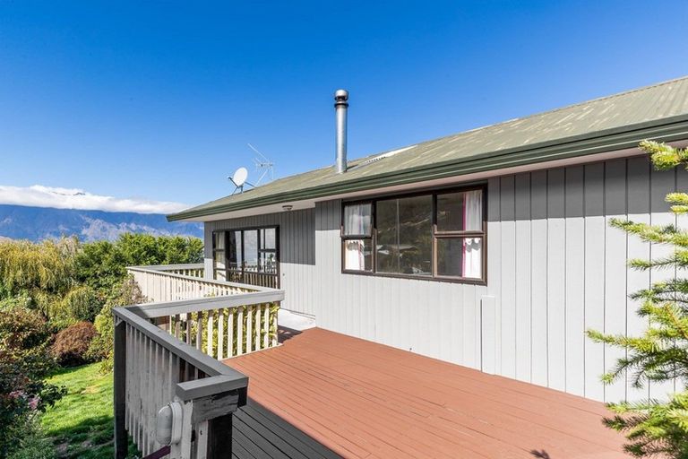 Photo of property in 15 Avalon Crescent, Fernhill, Queenstown, 9300