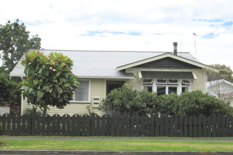 Photo of property in 281 Kahutia Street, Gisborne, 4010
