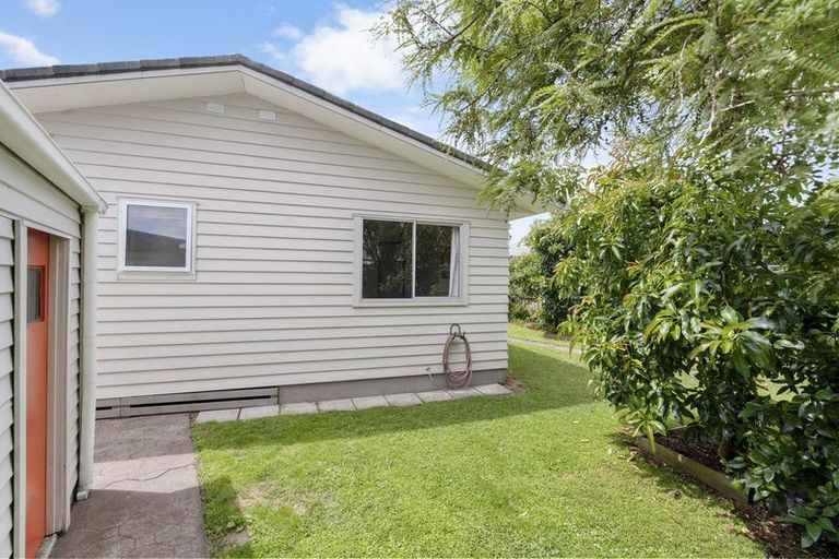 Photo of property in 28 Browning Street, Leamington, Cambridge, 3432