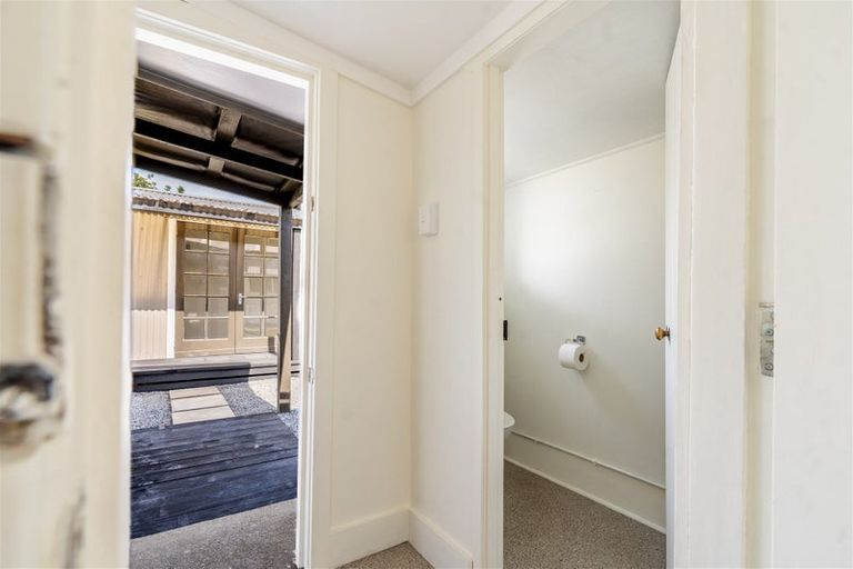 Photo of property in 9 High Street, Milton, 9220