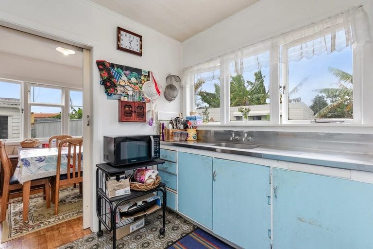Photo of property in 16 Fleming Street, Mangere East, Auckland, 2024