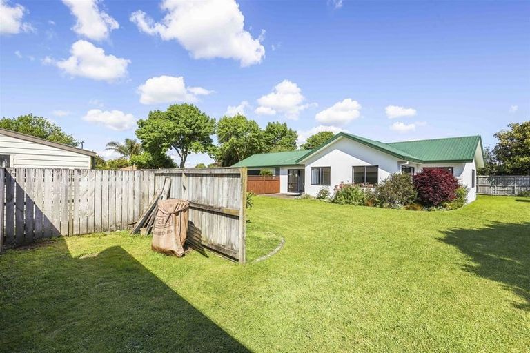 Photo of property in 4 Halcione Close, Flagstaff, Hamilton, 3210