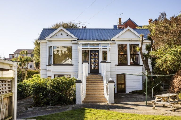 Photo of property in 16 William Street, Dunedin Central, Dunedin, 9016